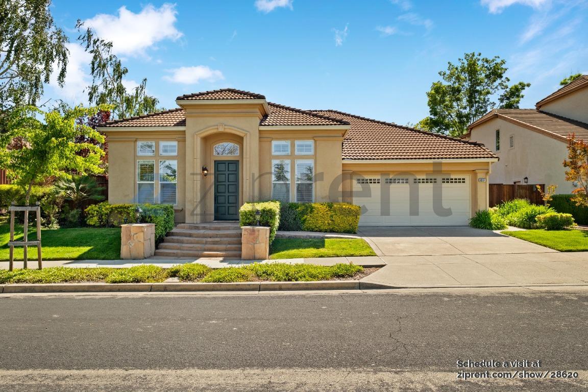 Foto principal - 9307 Mediar Dr