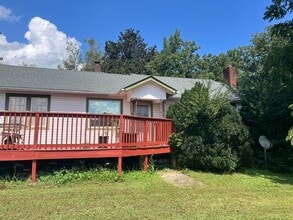 Building Photo - 3002 Holly Hill Rd