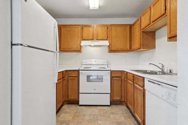 Building Photo - Marston Pointe Apartments