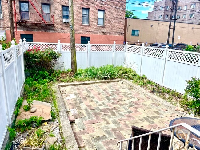 Foto del edificio - 372 Bay Ridge Ave