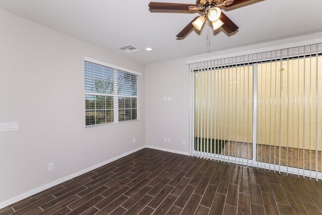 Foto del edificio - 29267 N 122nd Ln