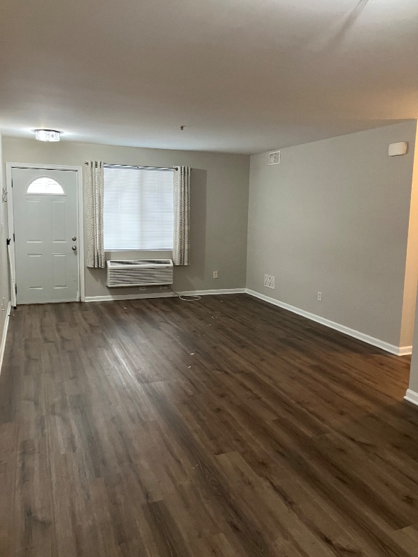 Photo - 152 Bertram Dr Apartment