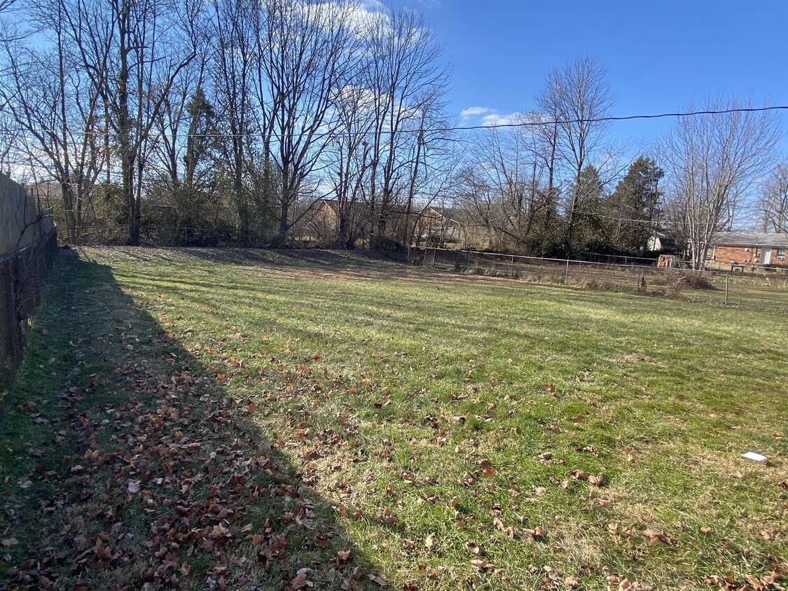 142 Airview Dr, Elizabethtown, KY 42701 House Rental in Elizabethtown, KY