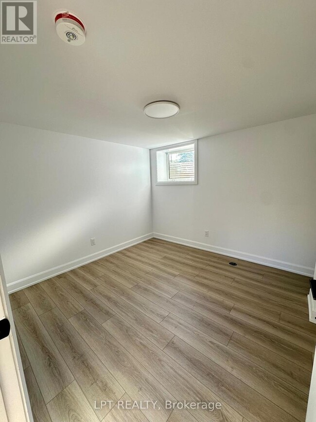 Building Photo - 2101 Arch St