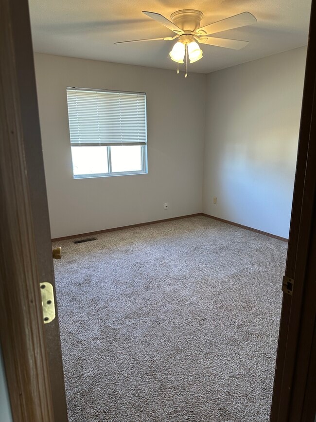 Bedroom 2 - 719 E Spruce St