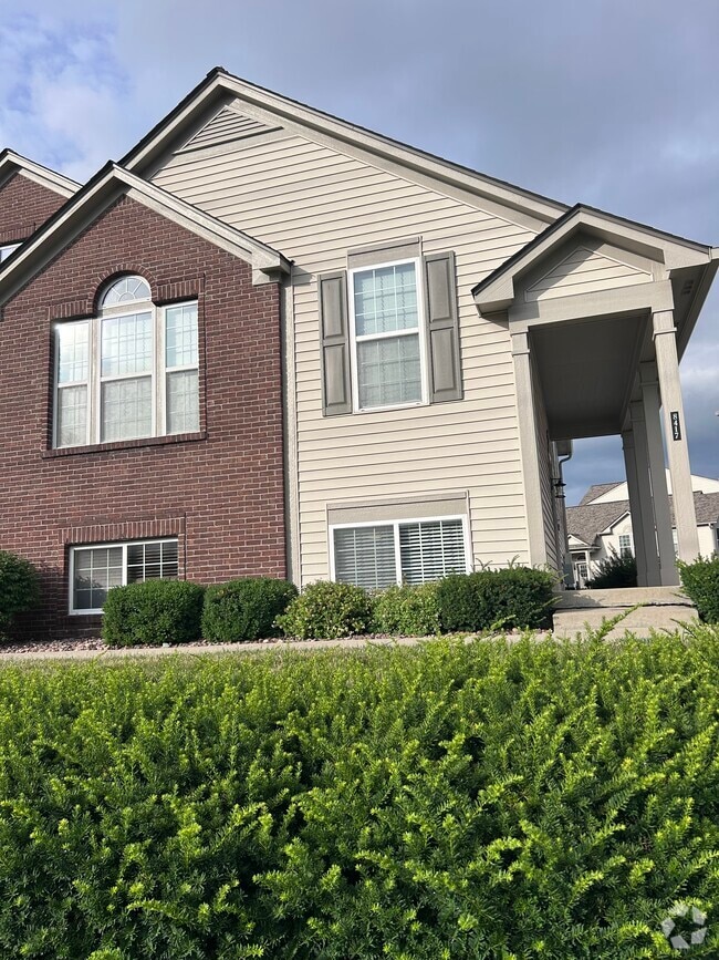 Building Photo - 8417 Codesa Way