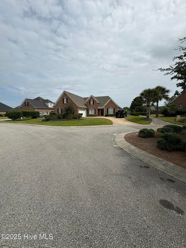 Foto principal - 1044 Golden Sands Way