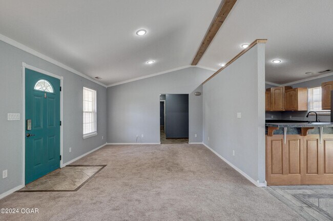 Building Photo - 3805 E 27th St