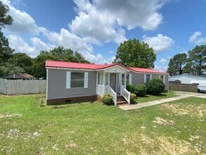 Building Photo - 43 Englewood Cir