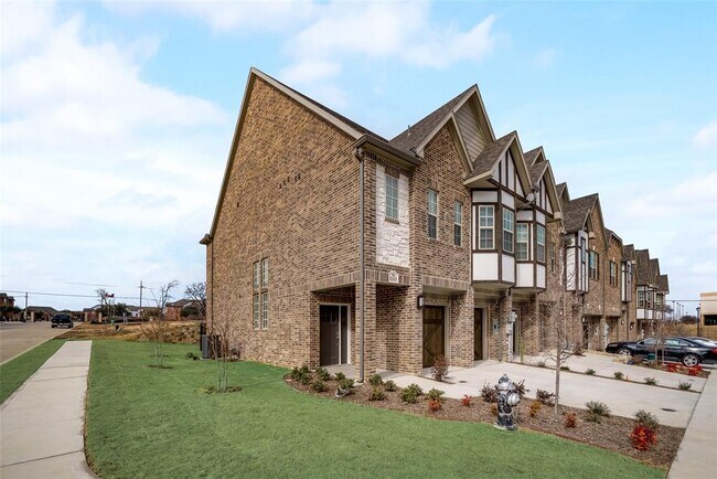 Foto del edificio - 2213 Southwick Dr