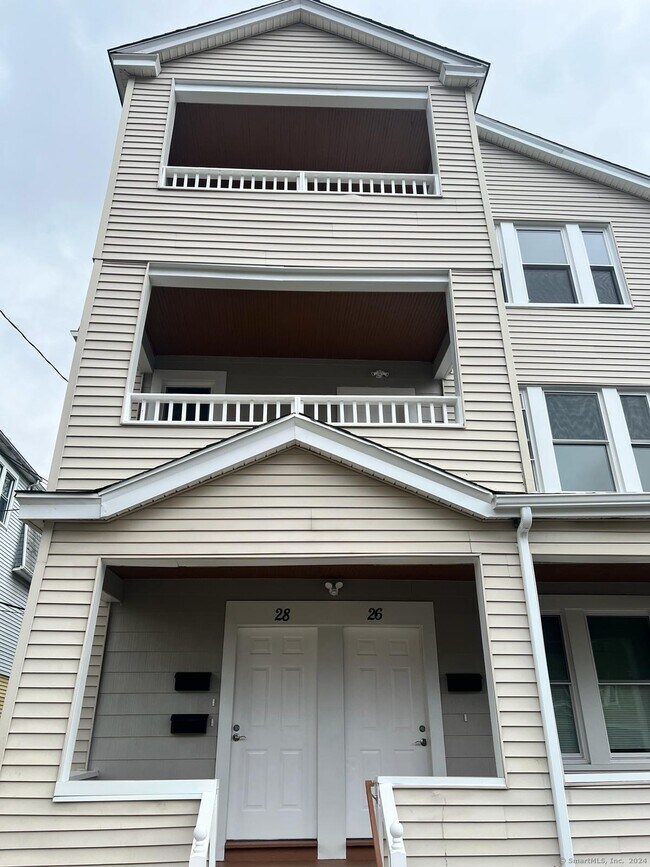 Building Photo - 26-28-28 Eastford St