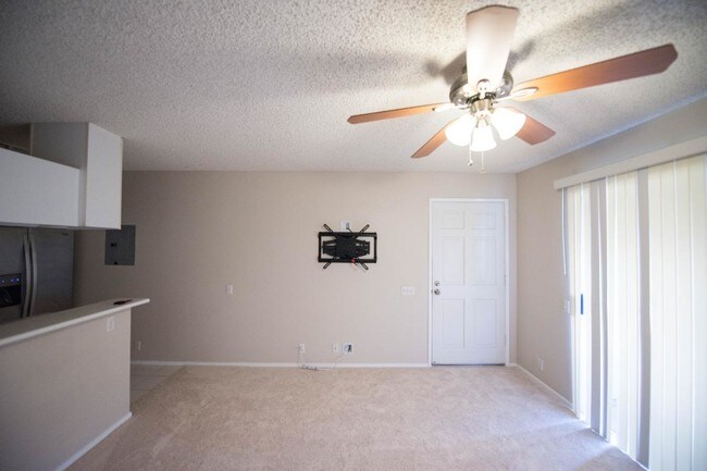 Building Photo - 91-261-261 Hanapouli Cir