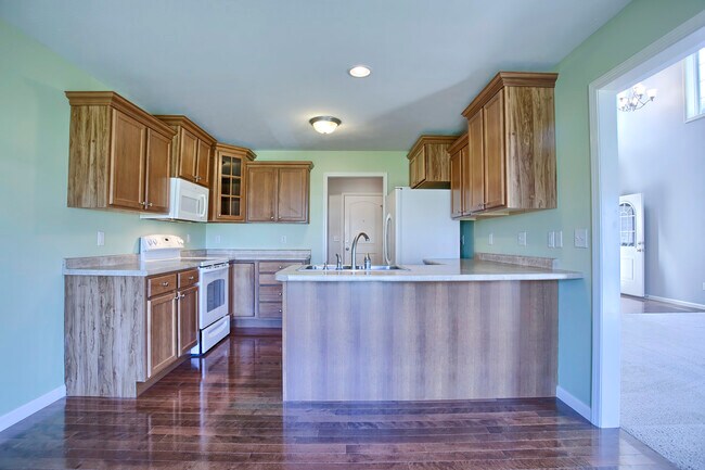 Building Photo - 2317 Blanche Ln