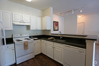 Interior Photo - Islands of Fox Chase