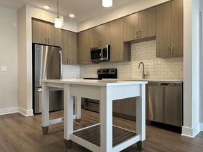 Interior Photo - The Rae