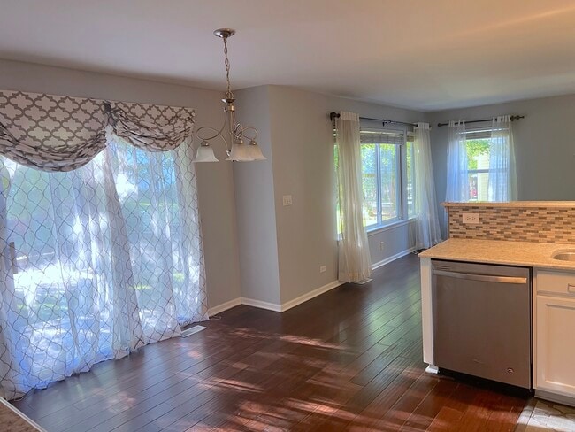 Foto del edificio - 2112 Skylane Dr