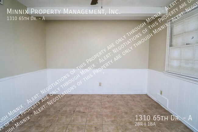 Foto del edificio - 1310 65th Dr. #A