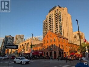 Building Photo - 90 George St