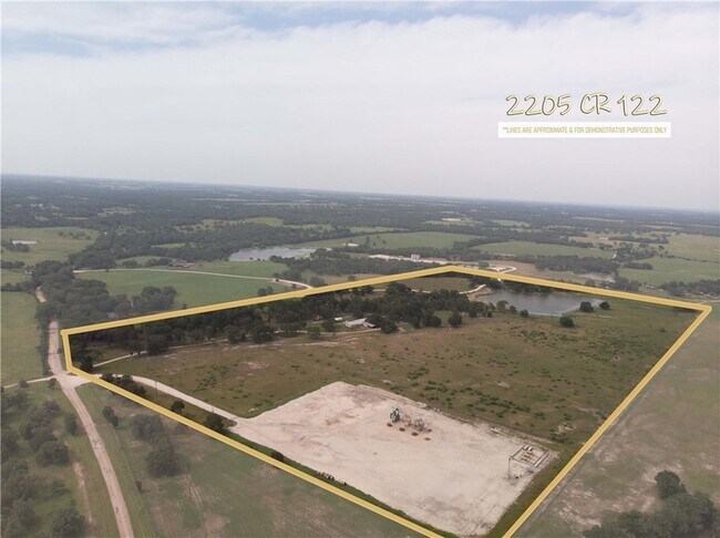 Foto del edificio - 2205 Co Rd 122