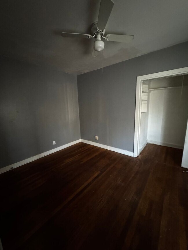 Foto del edificio - Charming Cottage with Detached Storage Garage