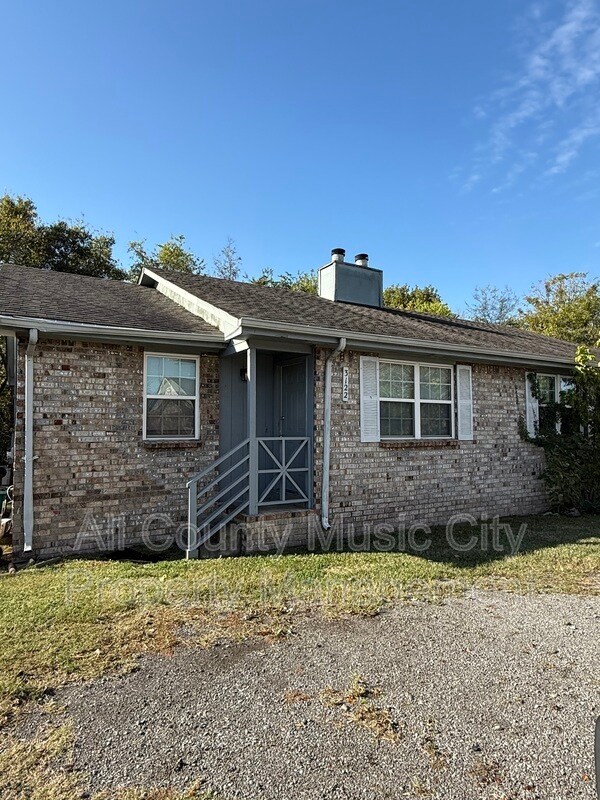 Building Photo - 3122 Creekwood Dr