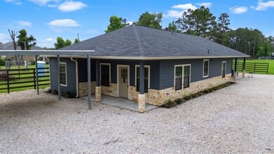 Building Photo - 18397 Old Houston Rd