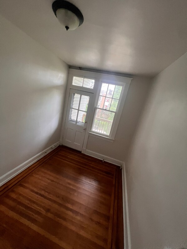 Building Photo - 3440 Auchentoroly Terrace