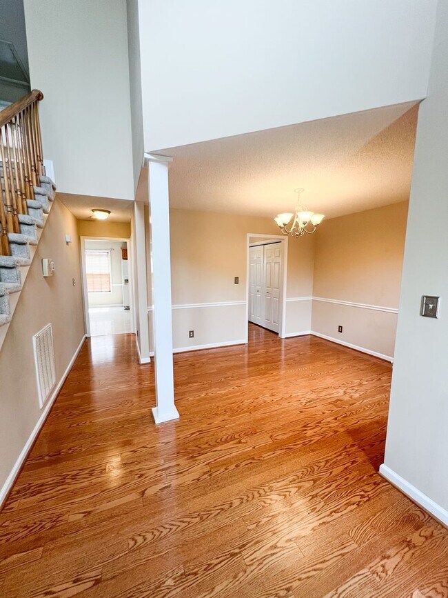 Foto del edificio - 3 Bedroom 2 1/2 Bathroom Home with fenced ...