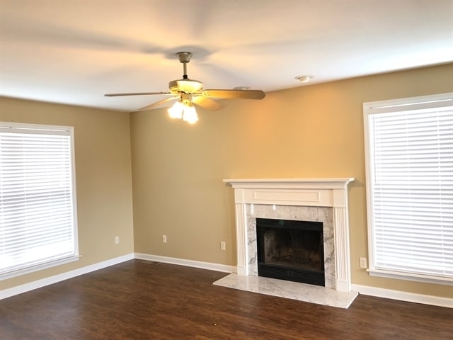 Building Photo - 2824 Candlewicke Dr