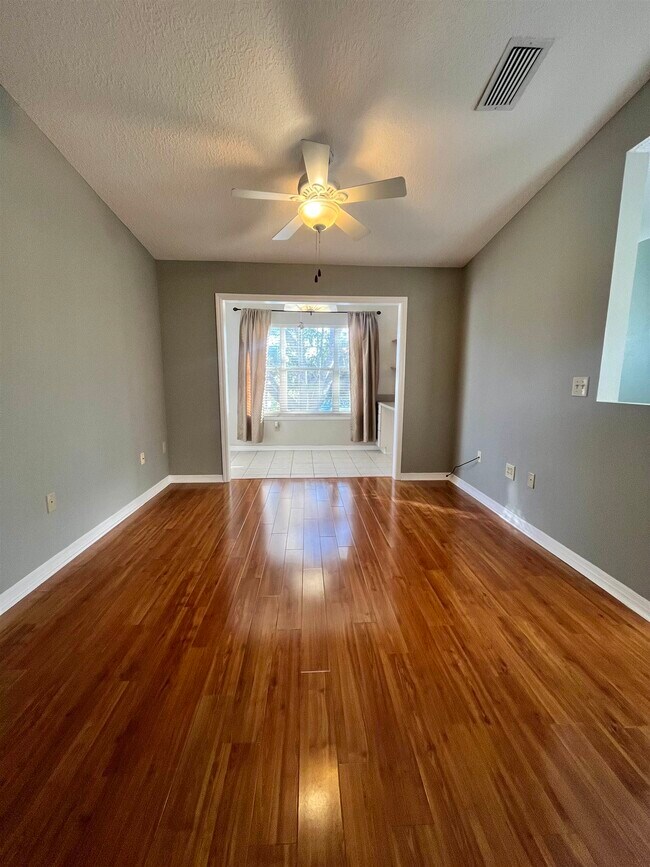 Building Photo - 39209 Harbour Vista Cir