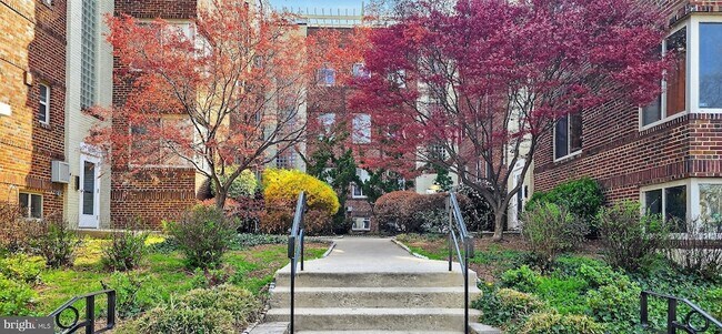 Foto del edificio - 5405 9th St NW