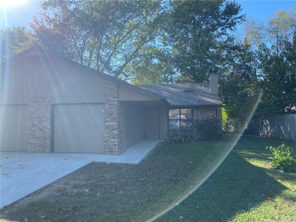 Primary Photo - 934 Turtle Creek Dr