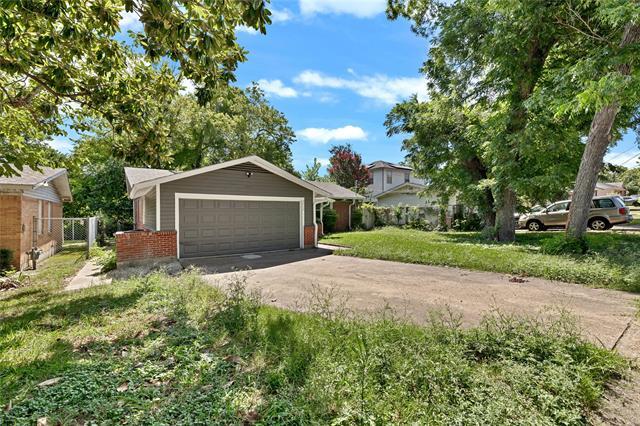 Building Photo - 4014 Sun Valley Dr