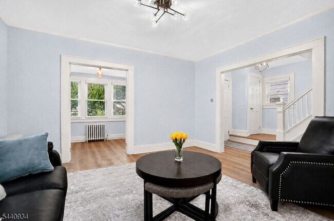Foto del edificio - 639 Walsh Ave