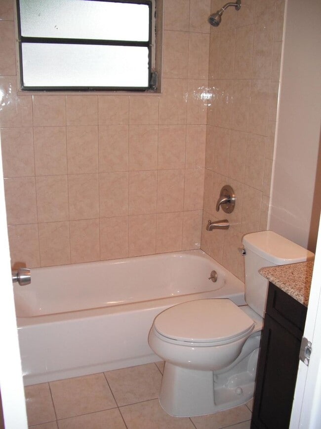 Photo - 630-632 SW 7th Ave House