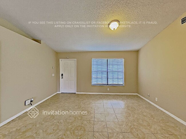 Foto del edificio - 6750 Royal Palm Beach Blvd