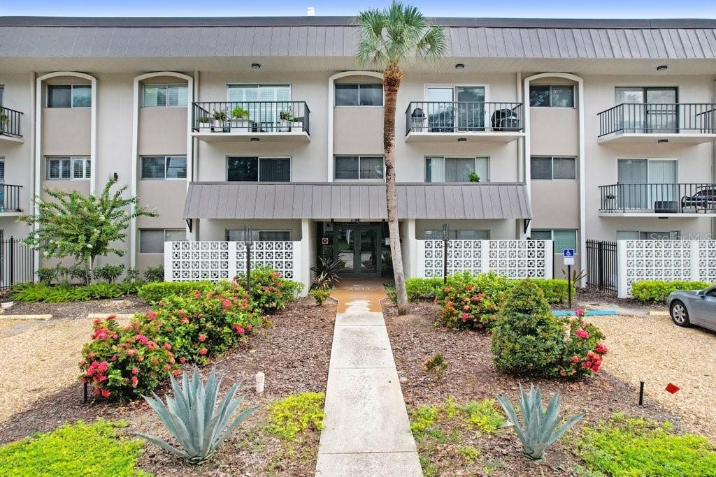 Foto principal - 4611 W Fig St