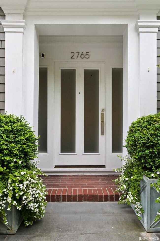 Foto del edificio - 2765 Union St
