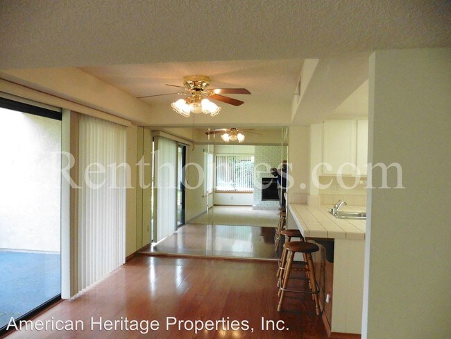 Foto del edificio - 3 br, 3 bath House - 10310 Crosscreek Terrace