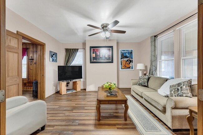 Building Photo - 2610 Couchville Pike