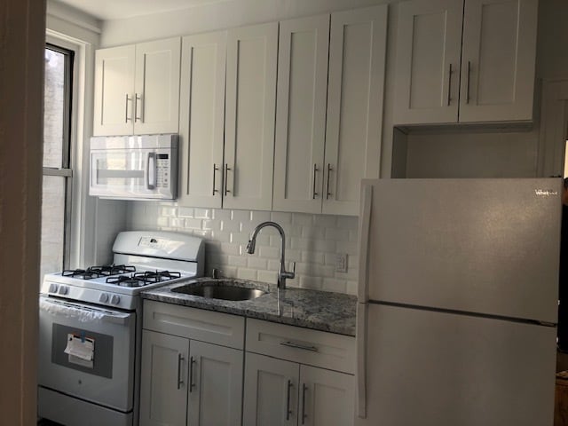 kitchen - 2907 Ditmars Blvd
