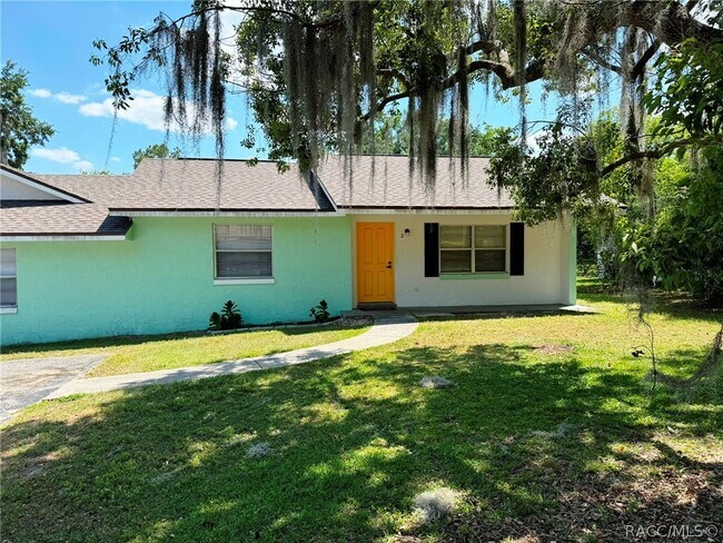 Building Photo - 703 W Dampier St