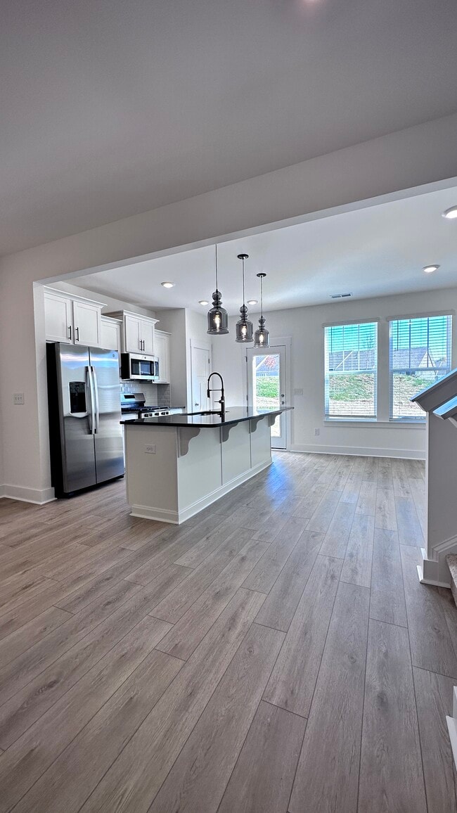 Building Photo - 1331 Maplesmith Wy