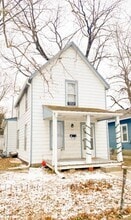 Building Photo - 725 Colorado St