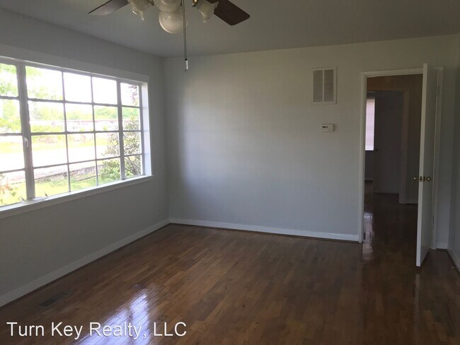 Foto del edificio - 3 br, 1 bath House - 74 3rd St NE