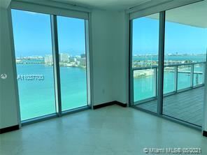 Foto del edificio - 4 br, 3.5 bath Condo - 7928 East Dr Apt 1800