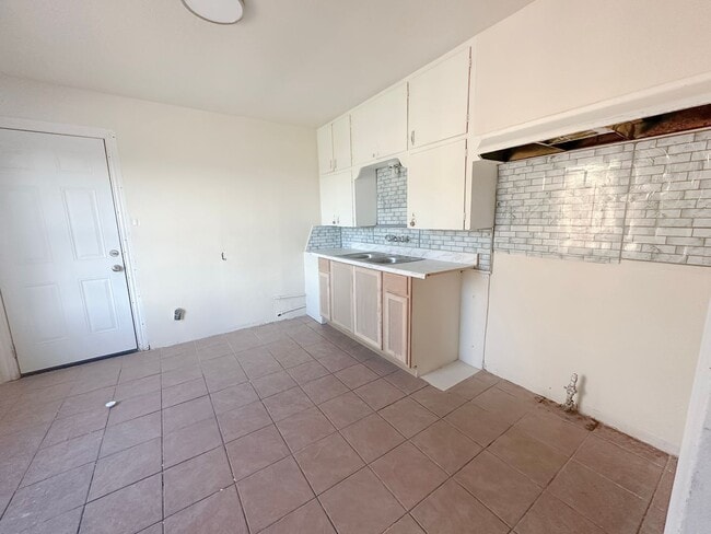 Foto del edificio - 606 N 1st St