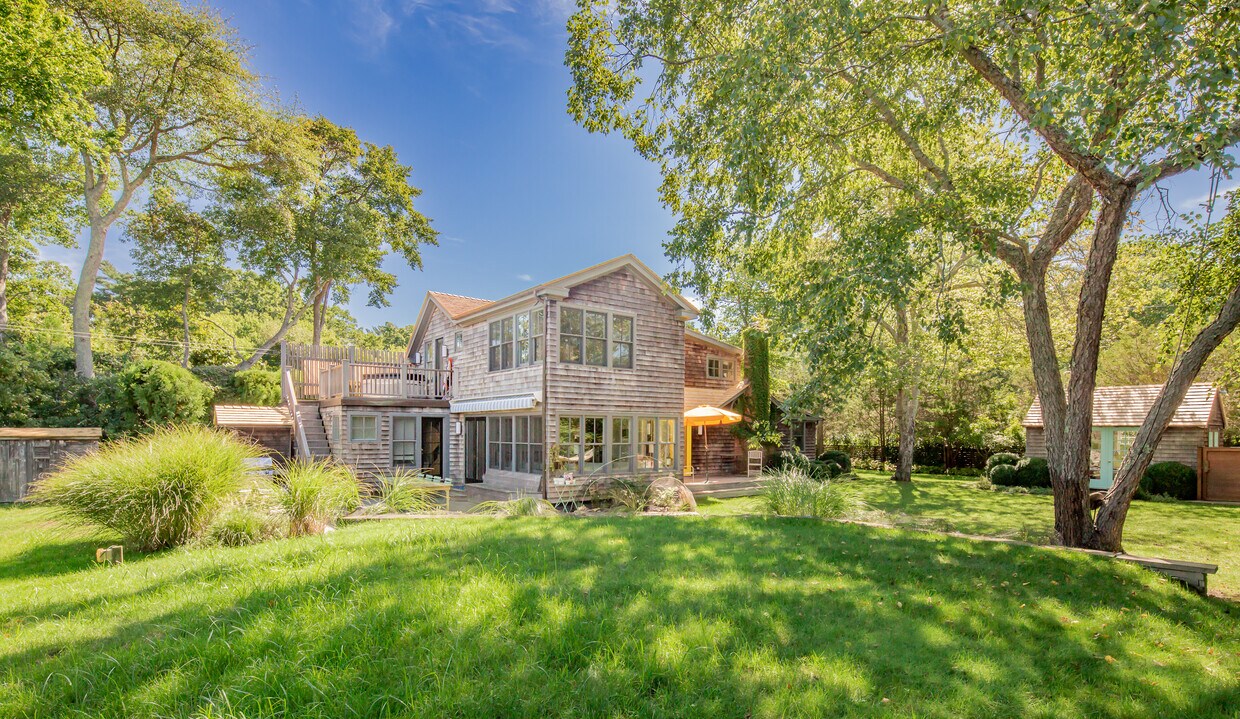 92 NW Landing Rd, East Hampton, NY 11937 House for Rent in East Hampton, NY