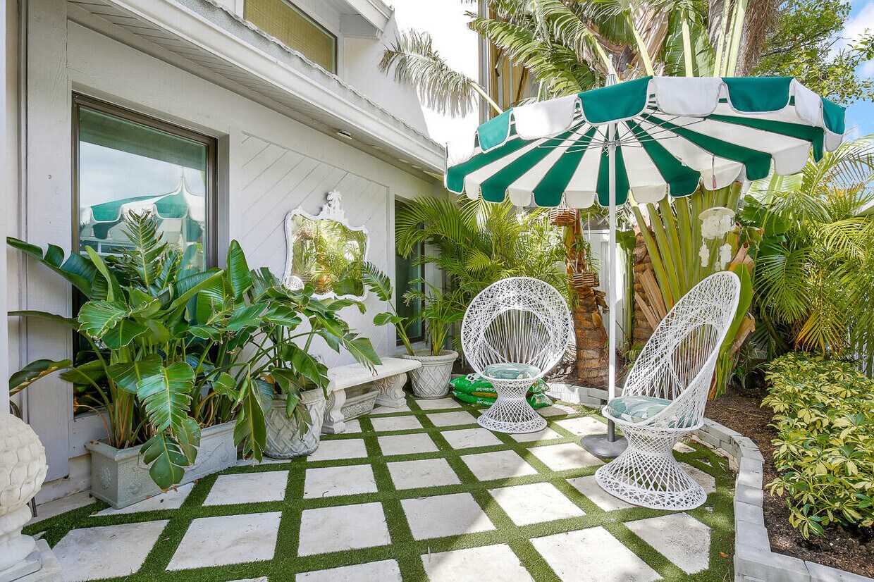 3543 S Ocean Blvd Unit 107, South Palm Beach, FL 33480 Condo for Rent