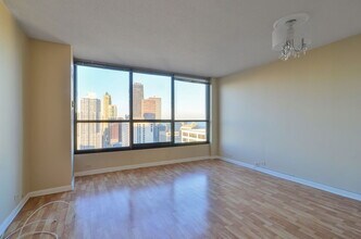 Building Photo - 405 N Wabash Ave